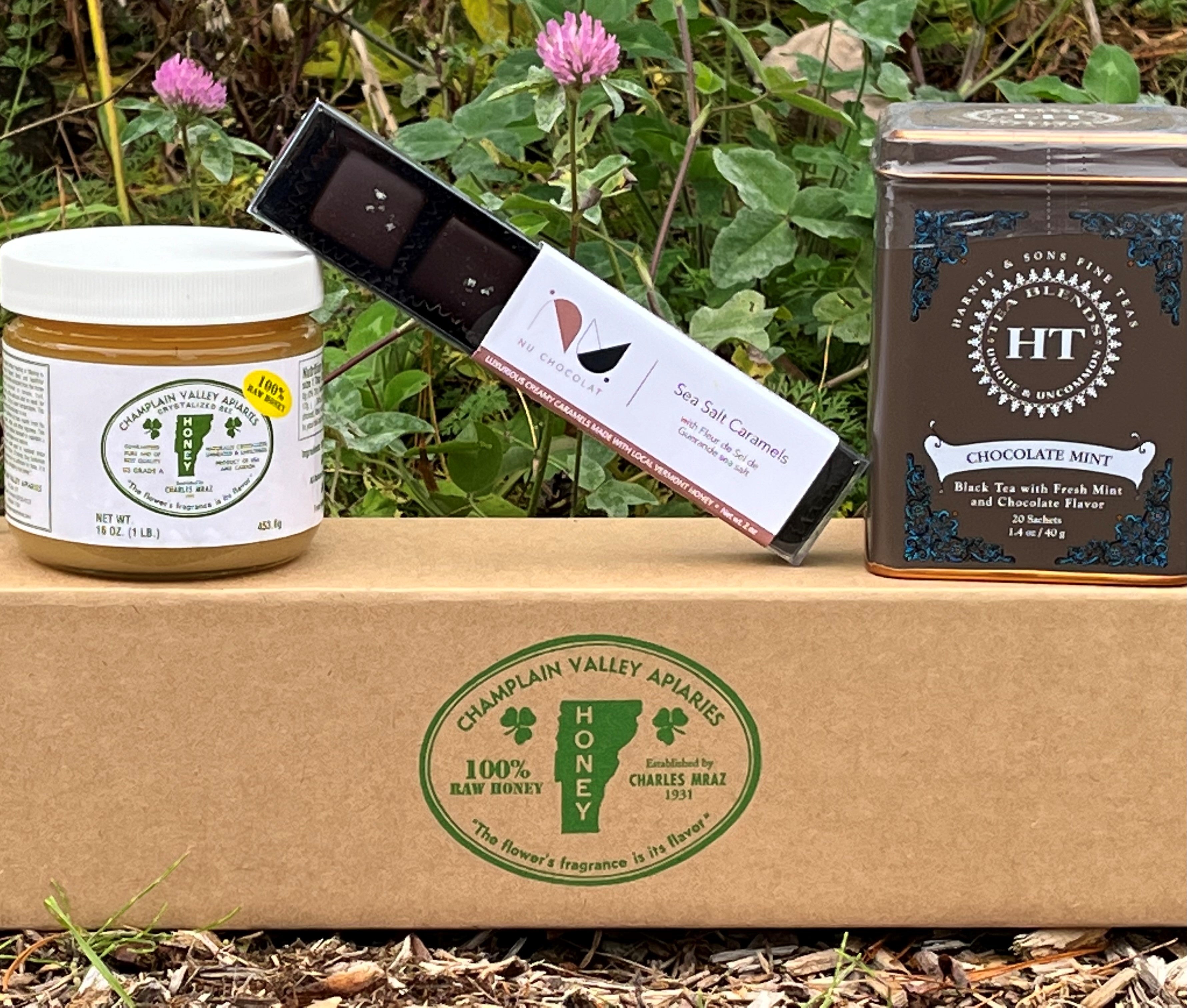 Bee Happy Gift Pack -  Raw Honey, Caramels & Chocolate Mint Tea