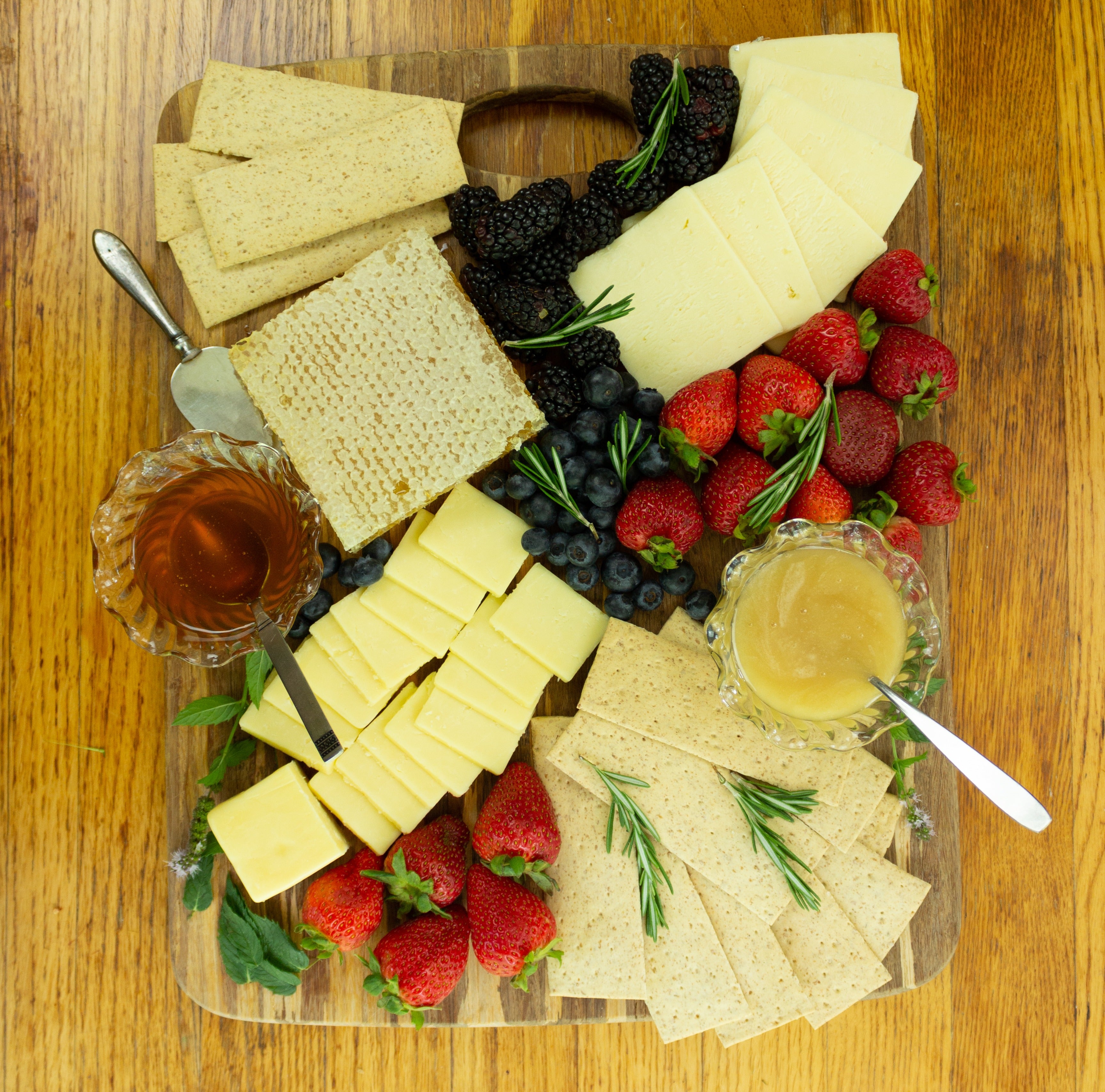 Cheese and Honey Sampler Gift Pack - Honey and Vermont Cheese